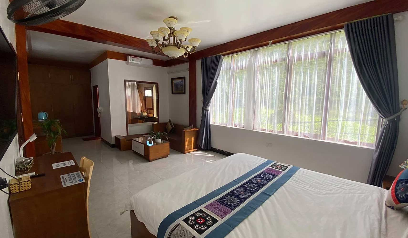 Vietnam Clay House Meo Vac