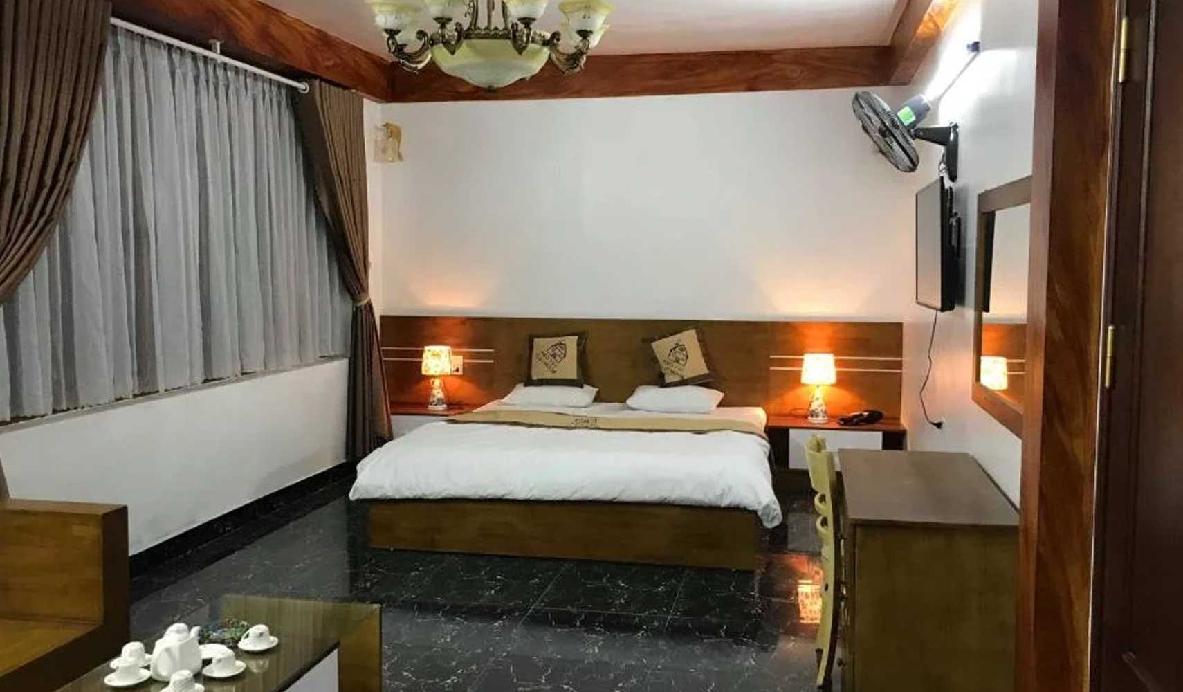 Vietnam Clay House Meo Vac