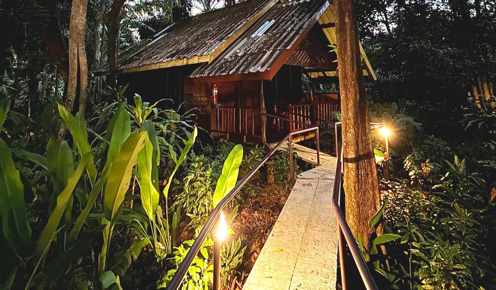Thailand-Khao-Sok-Riverside-Cottages