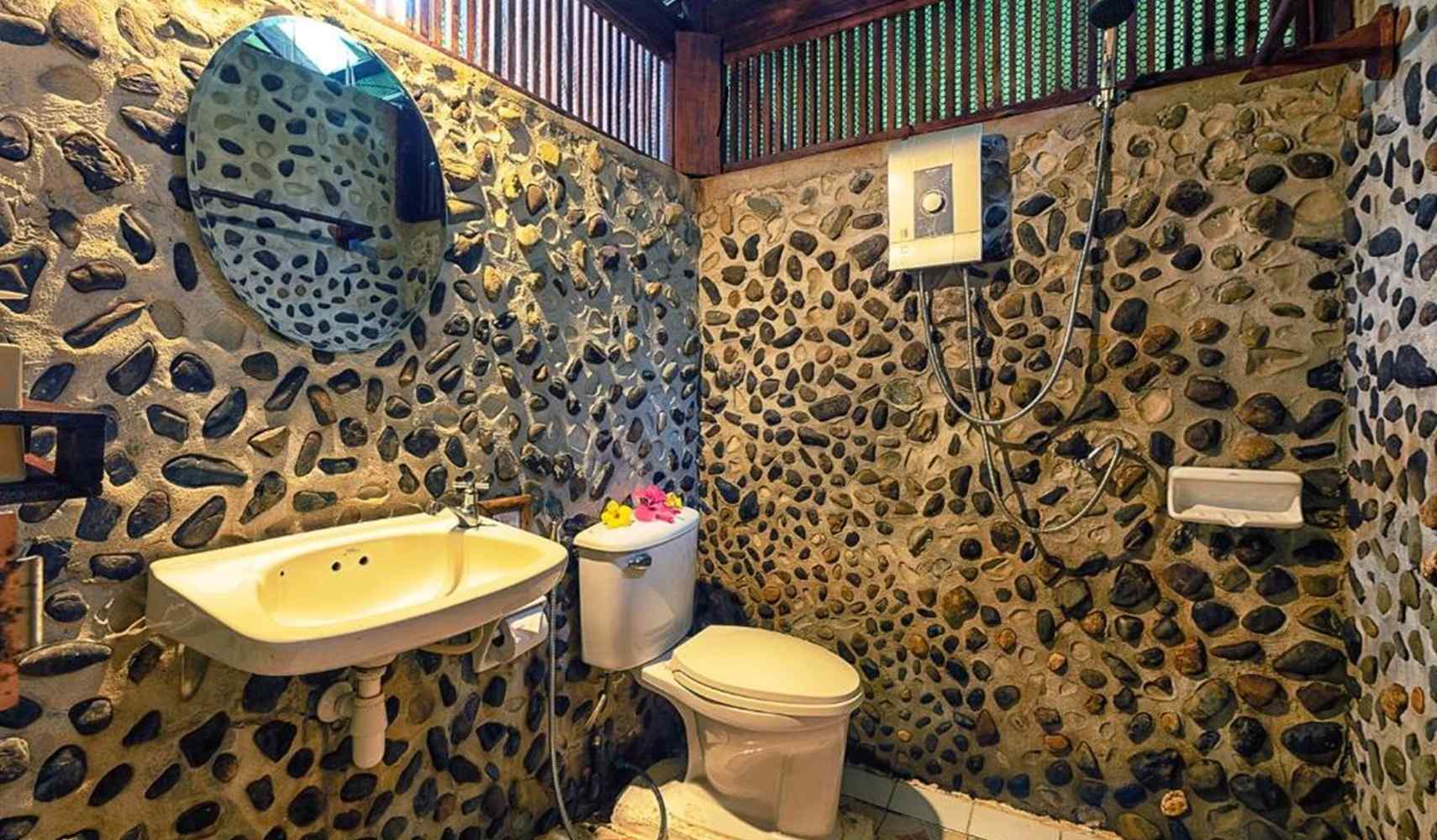 Thailand-Khao-Sok-Riverside-Cottages