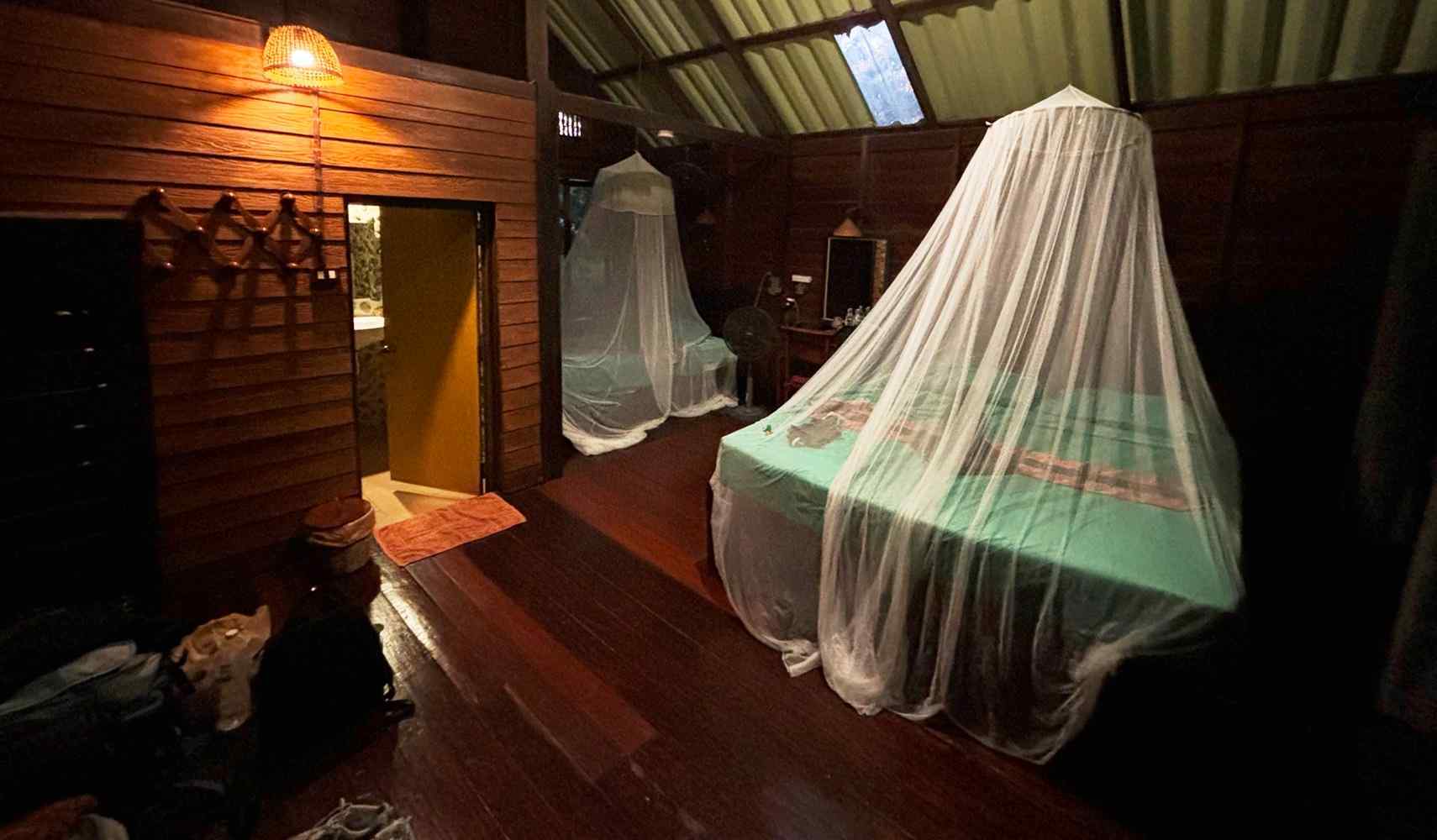 Thailand-Khao-Sok-Riverside-Cottages