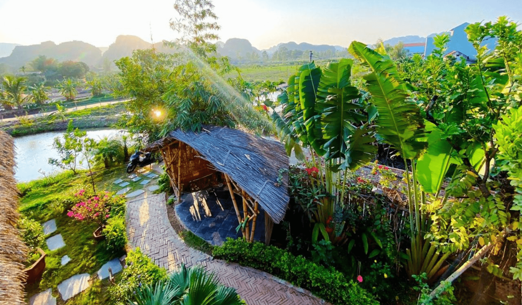 Phong Nha Lake House